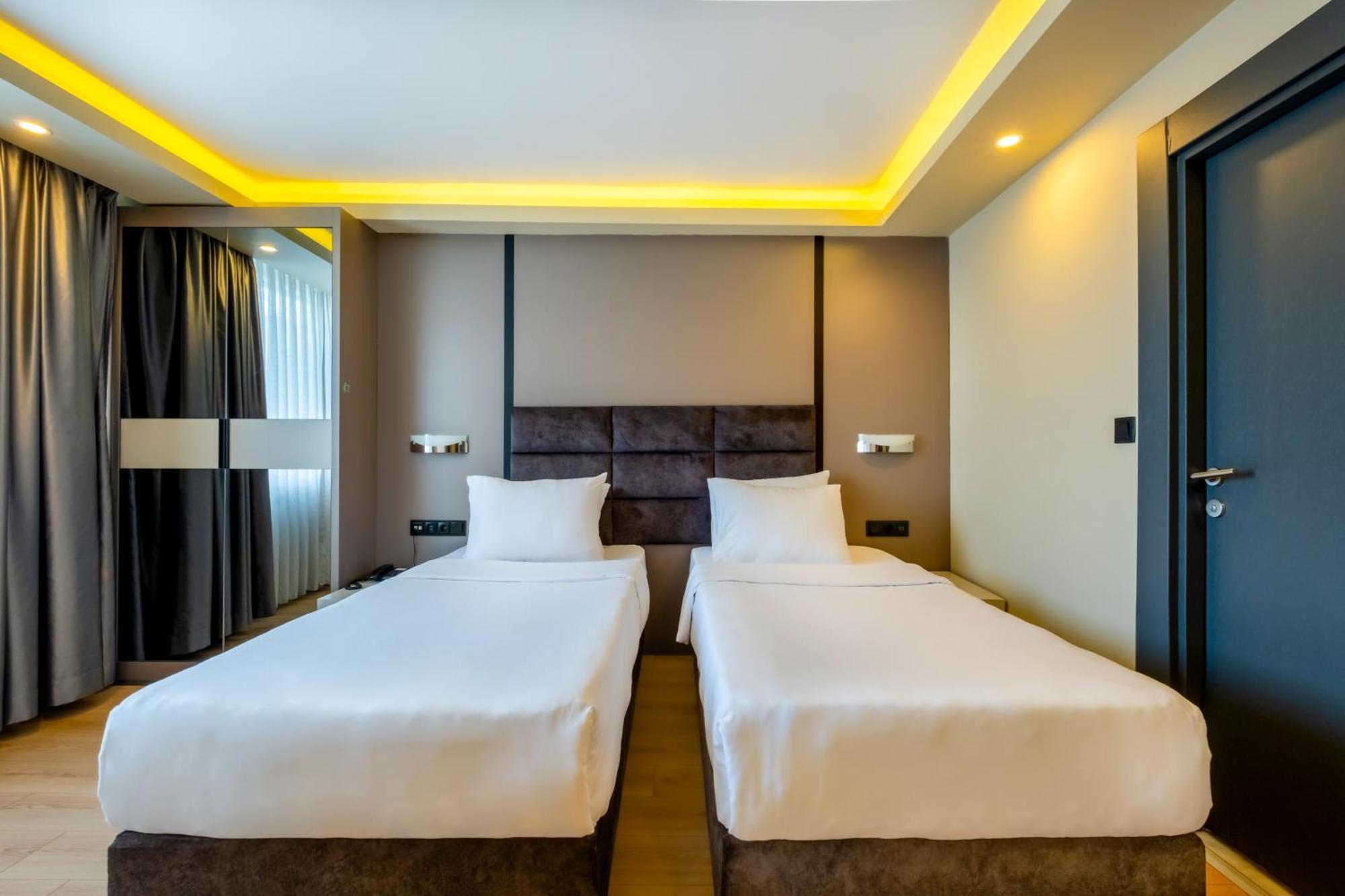 Frt Airlines Hotel - Istanbul Airport Arnavutkoy Exterior foto